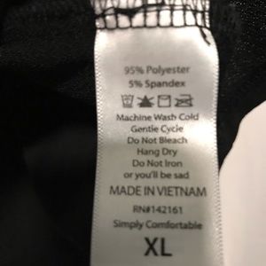 Black lularoe Irma xl